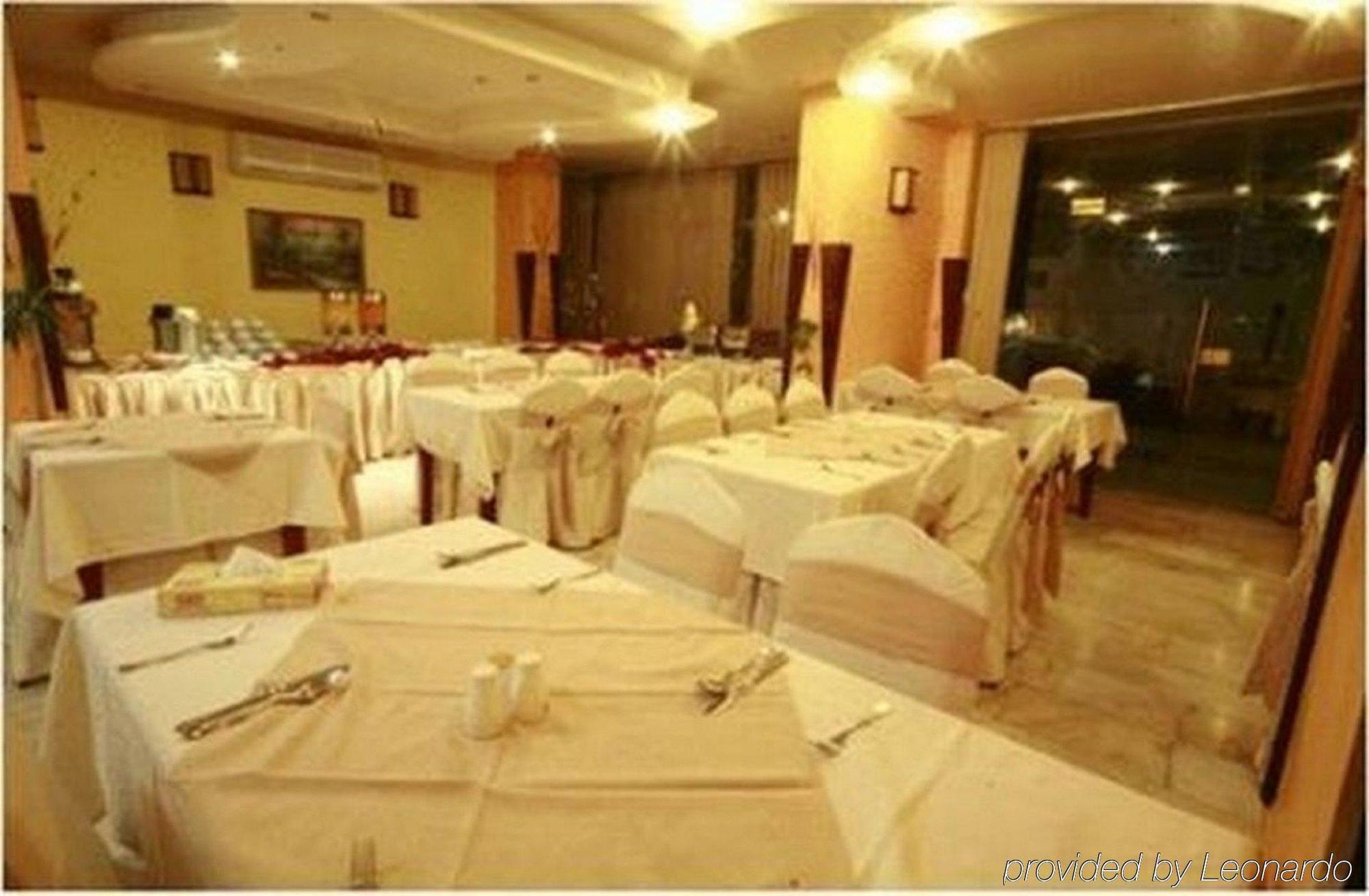 Abjar Hotel Амман Экстерьер фото