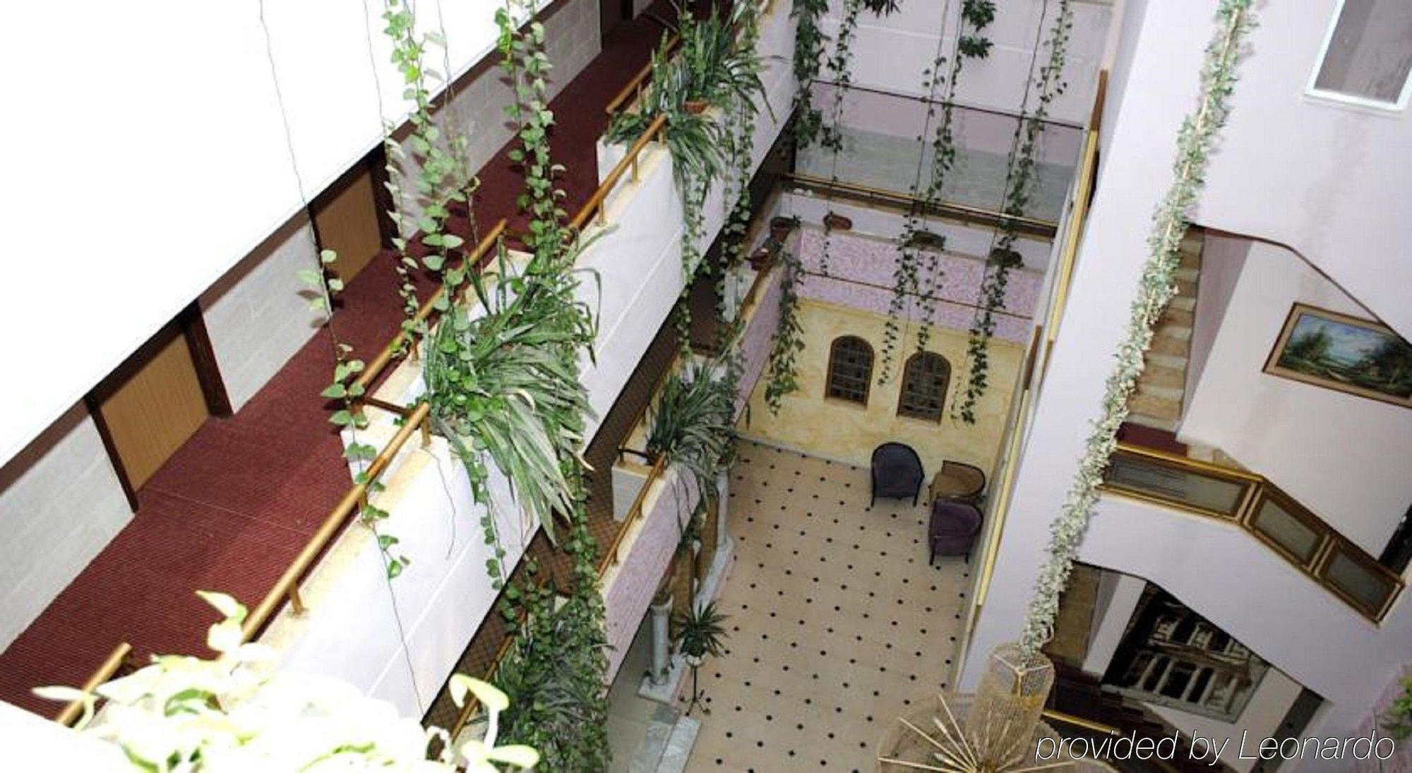 Abjar Hotel Амман Экстерьер фото