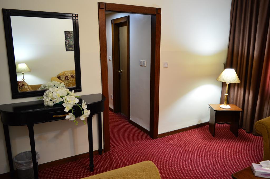 Abjar Hotel Амман Экстерьер фото
